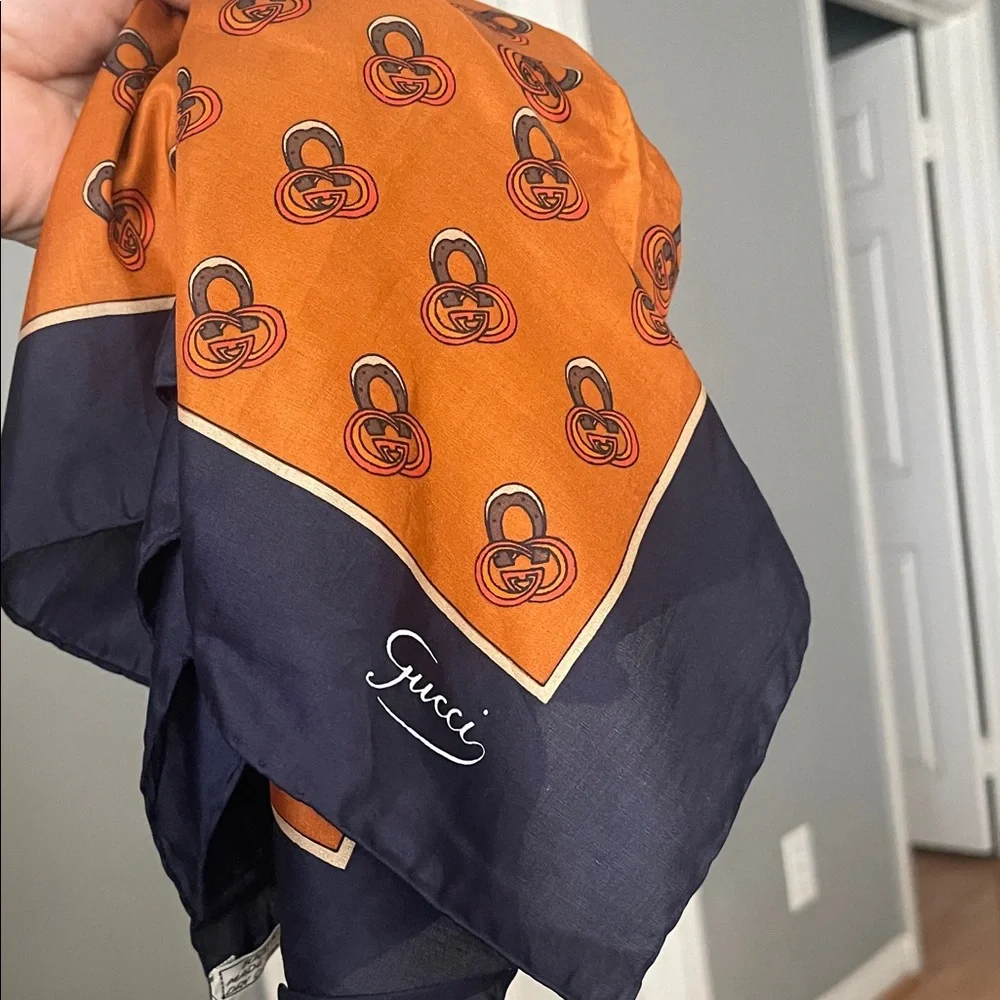 🔥Sale Gucci Dark Blue and Orange Patterned Scarf - Picture 6 of 7